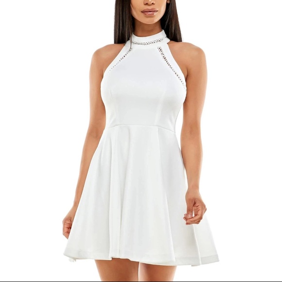 NWT B Darlin White Chain-Detail Halter Mini Dress Jr 3/4 - Flirty Skater Vibes - Picture 1 of 3